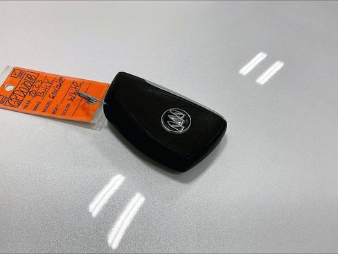 Used 2023 Buick Envision Avenir image 13