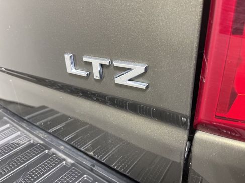 Used 2023 Chevrolet Silverado 2500 LTZ image 15