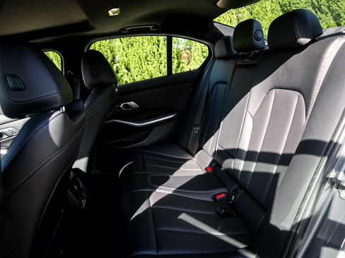 Used 2023 BMW 330i xDrive Sedan w/ Driving Assistance Package image 31