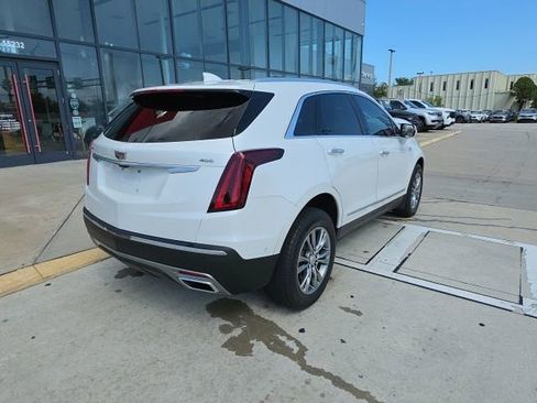 Used 2023 Cadillac XT5 Premium Luxury w/ Technology Package image 4