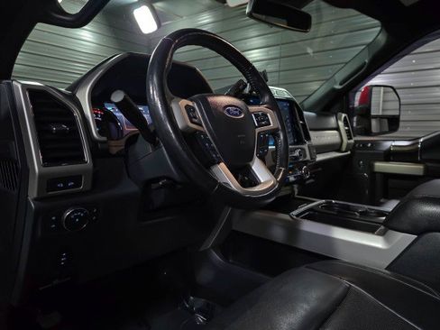 Used 2022 Ford F250 Lariat w/ Lariat Value Package image 13