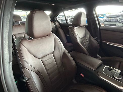 Used 2019 BMW 330i Sedan w/ Convenience Package image 29