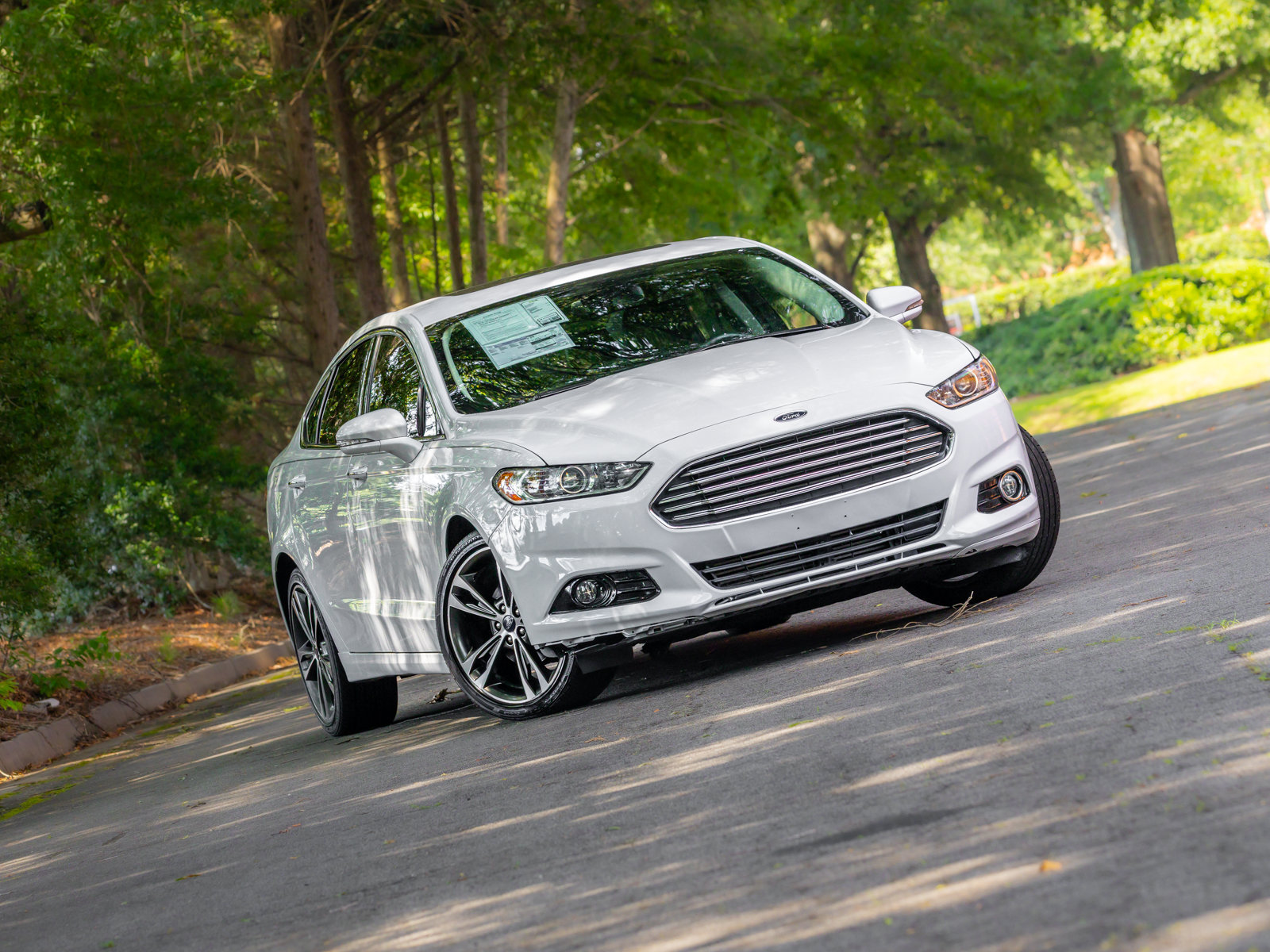 Used 2020 Ford Fusion Titanium FWD image 20