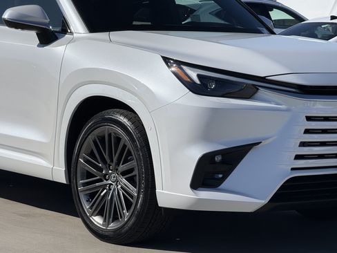 New 2026 Lexus TX 350 AWD image 4