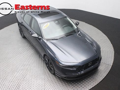 Used 2025 Honda Accord SE image 3