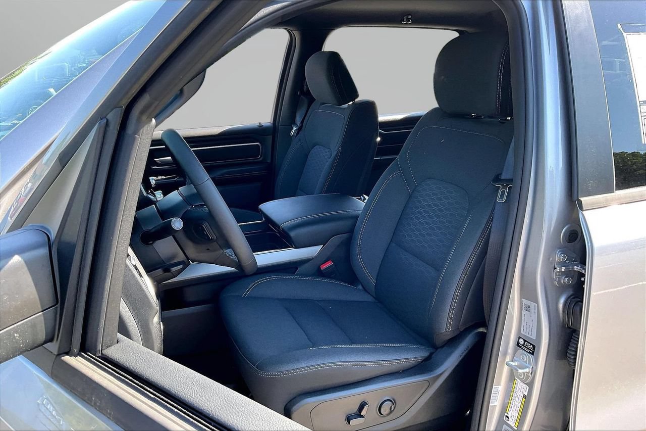 New 2026 RAM 1500 Big Horn AWD/4WD image 17