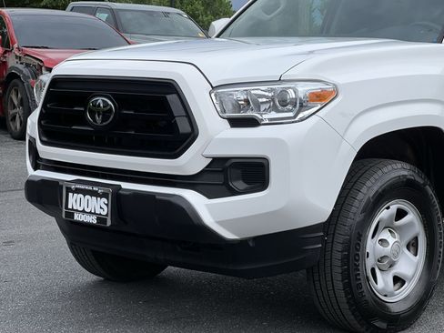 Used 2023 Toyota Tacoma SR AWD/4WD image 26