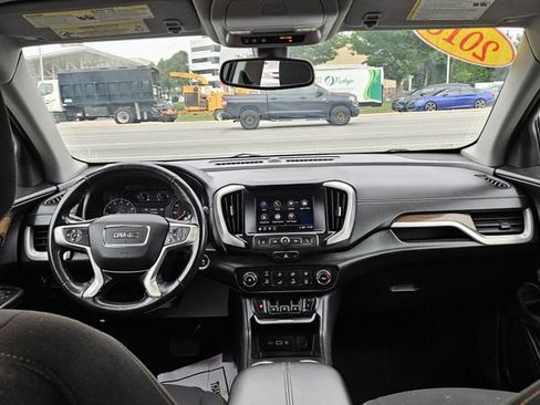 Used 2018 GMC Terrain SLE FWD image 16