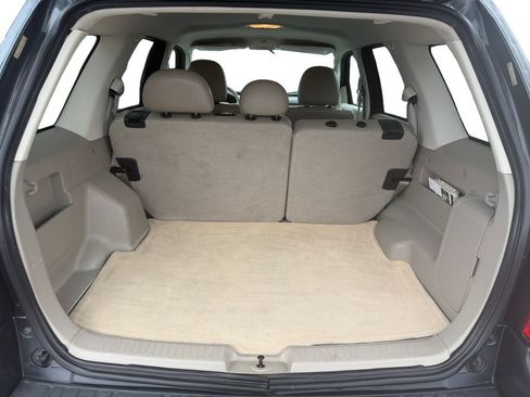 Used 2009 Ford Escape XLT FWD image 14