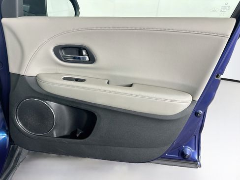 Used 2016 Honda HR-V EX-L image 32