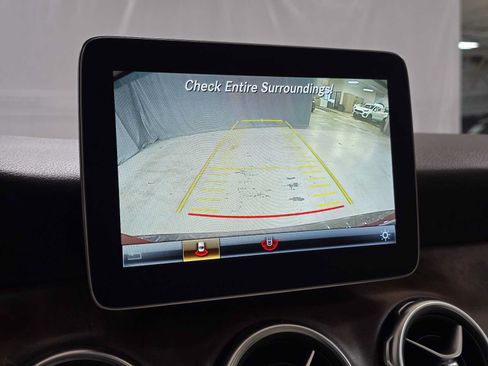 Used 2019 Mercedes-Benz GLA 250 4MATIC image 29