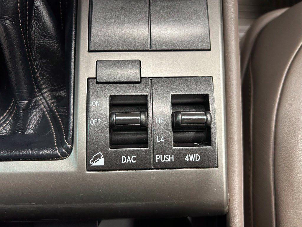 Used 2012 Lexus GX 460 w/ Comfort Plus Pkg AWD/4WD image 16