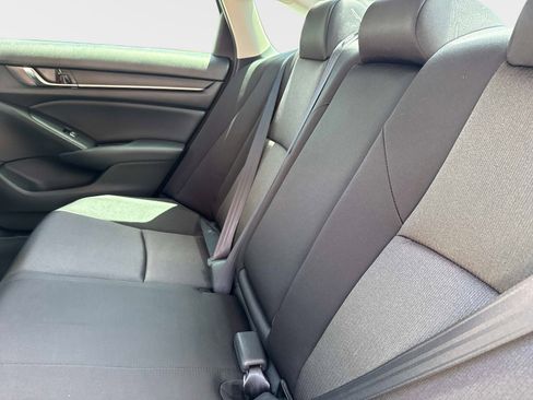 Used 2021 Honda Accord LX image 11