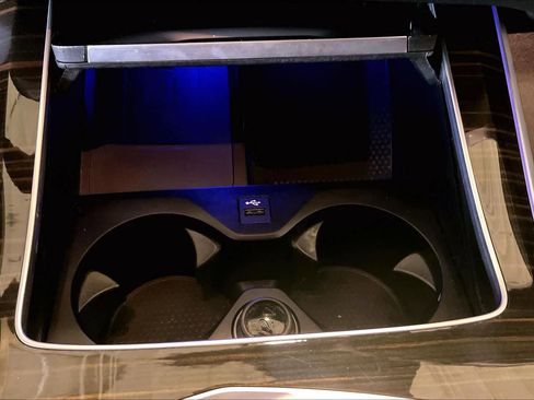 Certified 2024 BMW X5 xDrive50e image 33