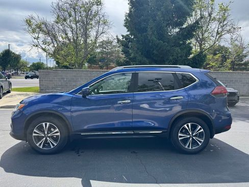 Used 2018 Nissan Rogue SL w/ Premium Package AWD/4WD image 7