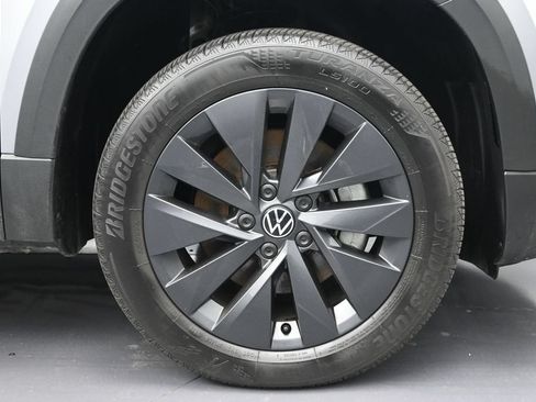 Used 2023 Volkswagen Taos S FWD image 9