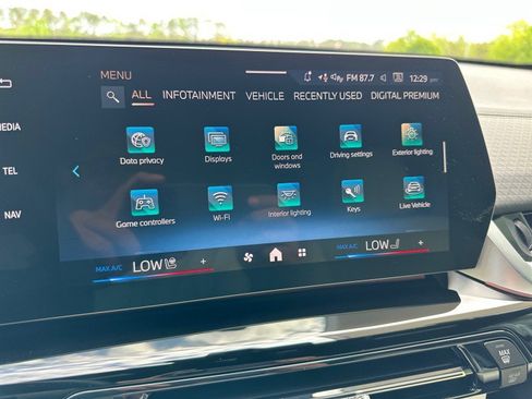 New 2026 BMW X2 xDrive28i w/ Convenience Package image 24