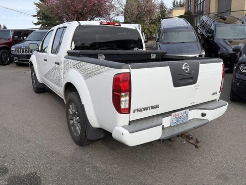 Used 2012 Nissan Frontier SV w/ Sport Appearance Pkg image 3