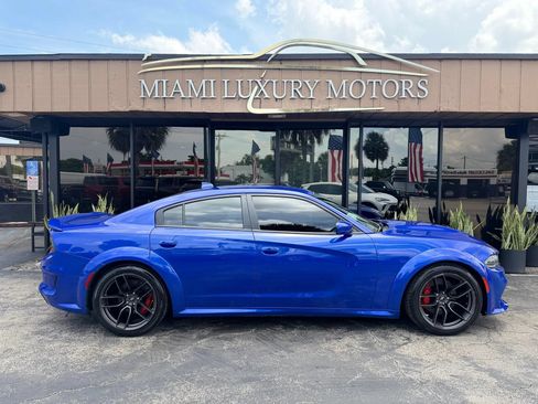 Used 2020 Dodge Charger R/T w/ Blacktop Package RWD image 15