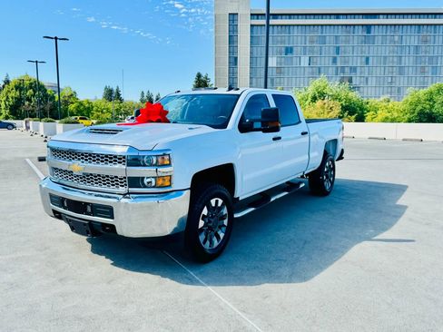 Used 2019 Chevrolet Silverado 2500 W/T w/ Snow Plow Prep Package image 23