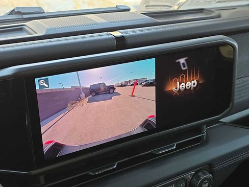New 2026 Jeep Gladiator Rubicon w/ Steel Power Dome Hood Package AWD/4WD image 17