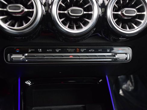 Certified 2023 Mercedes-Benz EQB 300 4MATIC image 28