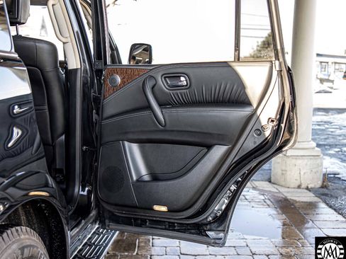 Used 2019 Nissan Armada Platinum w/ Captain's Chairs Package image 44