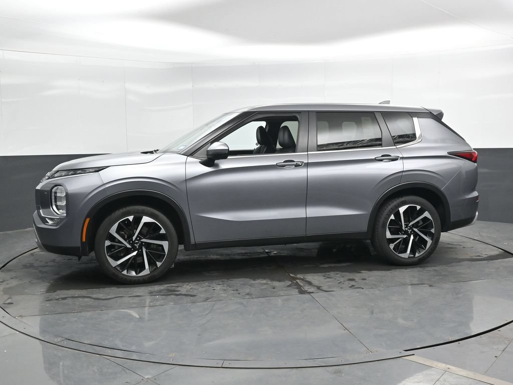 Used 2024 Mitsubishi Outlander SE AWD/4WD image 8