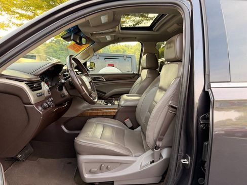 Used 2018 GMC Yukon Denali w/ Denali Ultimate Package AWD/4WD image 9