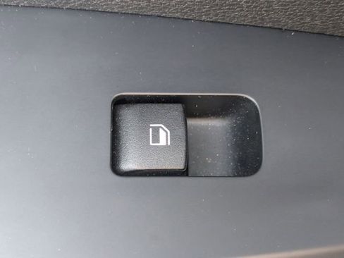 Used 2025 Kia Sportage LX FWD image 25