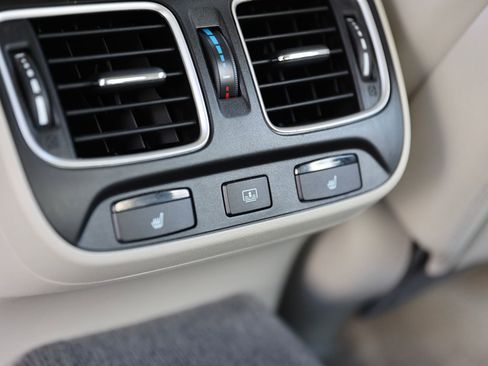 Used 2020 Acura RLX Sport Hybrid w/ Advance Pkg image 22