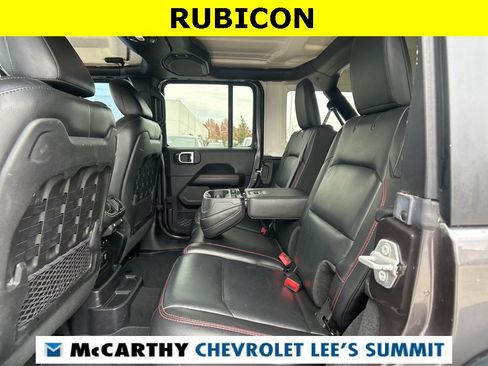 Used 2018 Jeep Wrangler Unlimited Rubicon w/ Dual Top Group image 33
