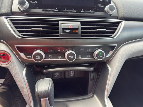 Used 2018 Honda Accord LX image 16