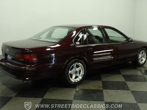 Used 1996 Chevrolet Impala SS RWD image 12