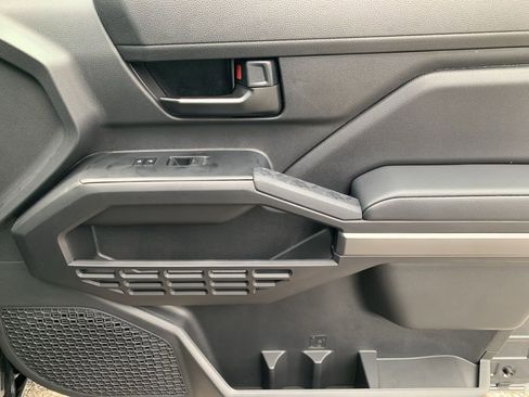New 2026 Toyota Tacoma SR5 RWD image 18