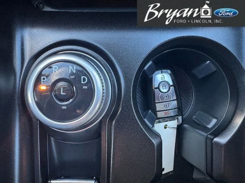 Used 2025 Ford Explorer Active w/ Active Comfort Package image 32