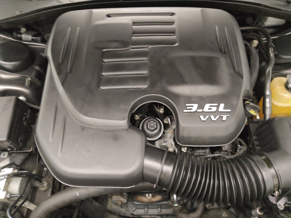 Used 2019 Chrysler 300 Touring w/ Sport Appearance Package RWD image 30