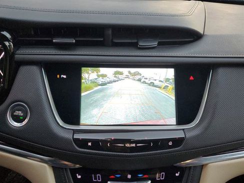 Used 2018 Cadillac XT5 Luxury w/ Driver Awareness Package image 48