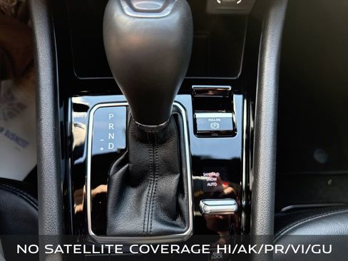 Used 2022 Jeep Compass Limited image 8