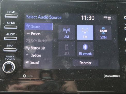 Used 2023 Toyota Camry SE image 29