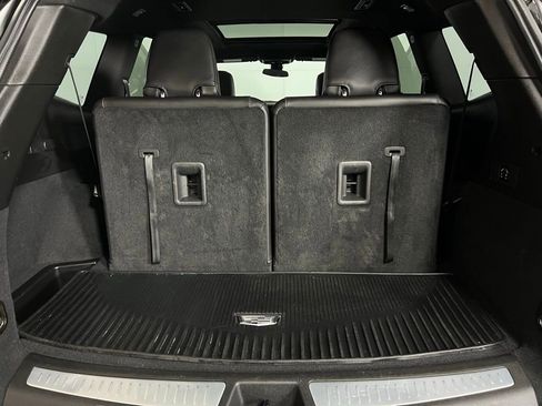 Used 2024 Cadillac XT6 Luxury w/ LPO, Floor Liner Package image 30