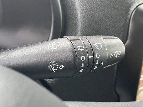 Used 2022 Jeep Renegade Limited w/ Sun, Sound & Wheels Group image 18