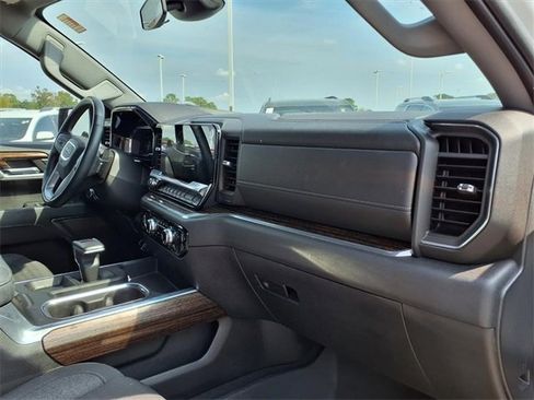 Used 2023 GMC Sierra 1500 Elevation w/ LPO, Elevation Black Package image 6