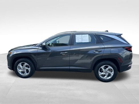 Used 2023 Hyundai Tucson SE AWD/4WD image 4