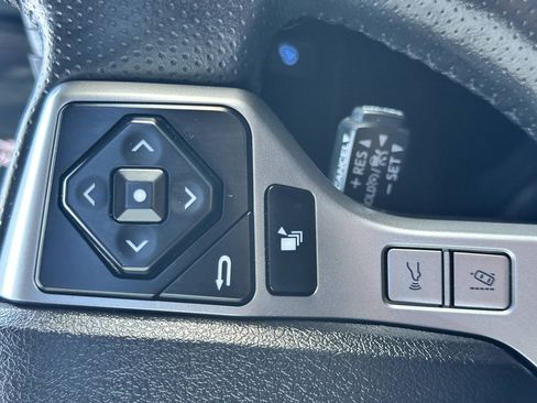 Used 2023 Toyota 4Runner SR5 Premium w/ Moonroof Package AWD/4WD image 44