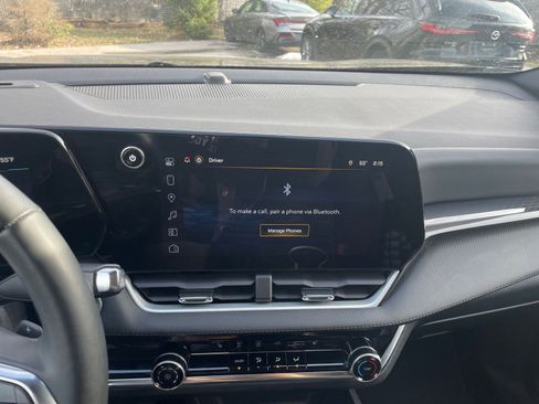 Used 2025 Chevrolet Equinox LT image 21