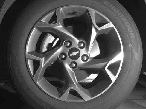 Used 2025 Chevrolet Trax LT w/ LT Convenience Package image 12