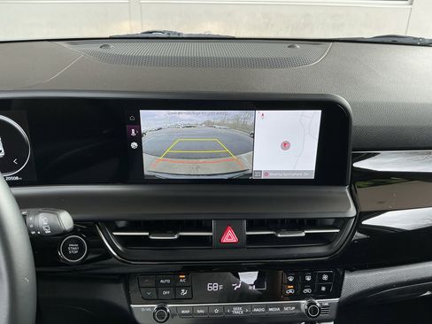 Used 2024 Kia Seltos S image 10