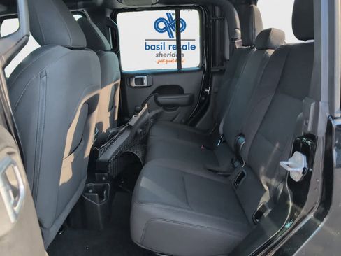 Used 2023 Jeep Gladiator Sport w/ Trailer Tow Package image 19