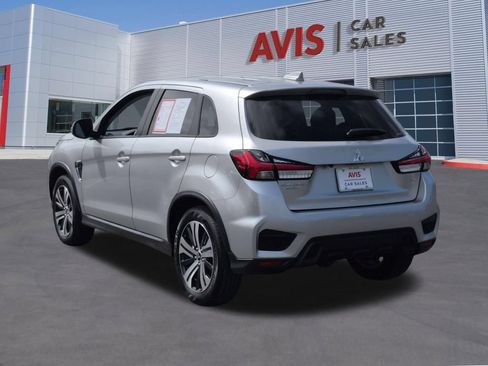 Used 2025 Mitsubishi Outlander Sport SE AWD/4WD image 9